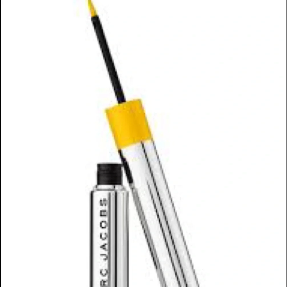 MARC JACOBS Liquid Gel HIGHLINER
